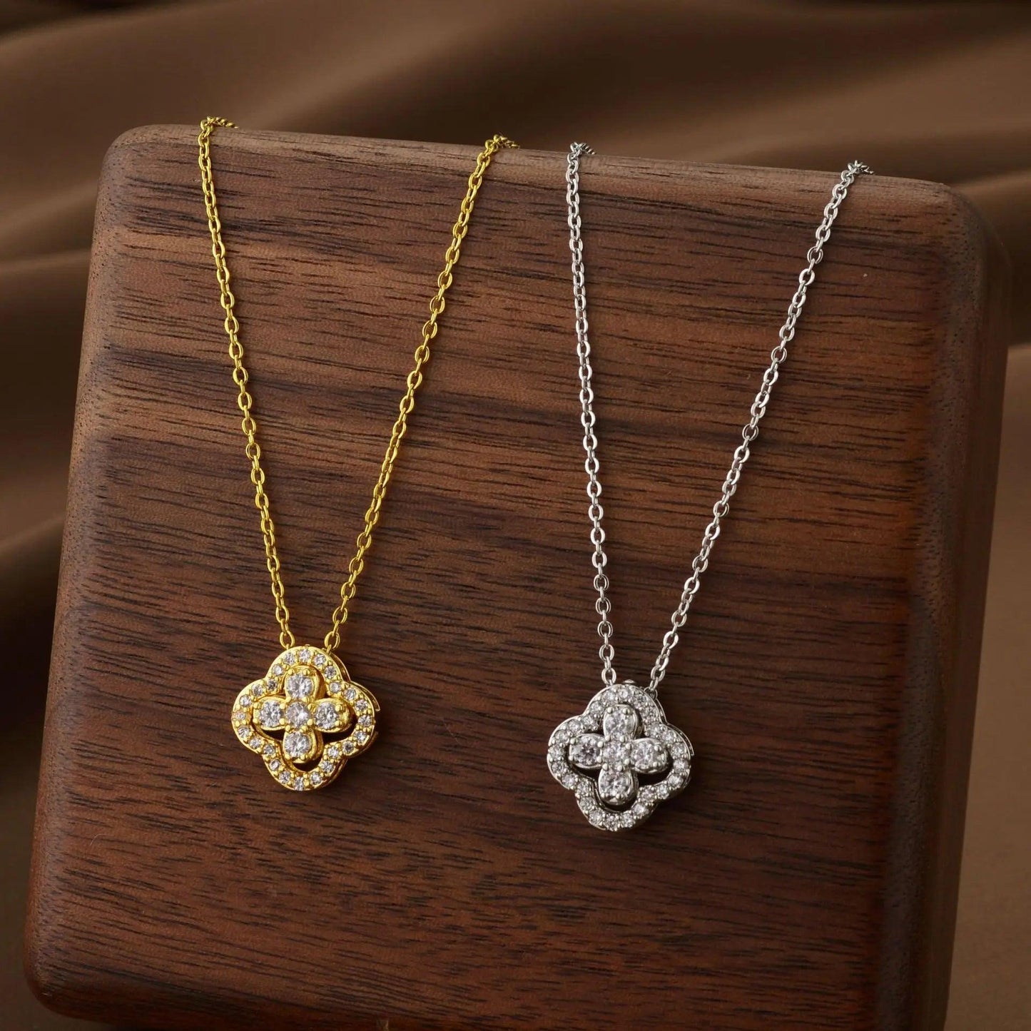 Lucky Clover Necklace Gold and Silver Plated 